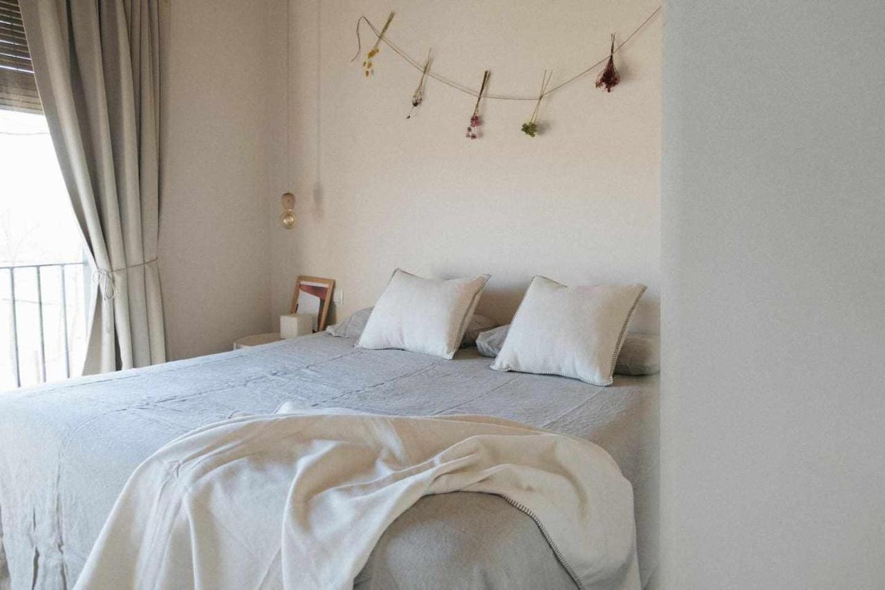 Casa Diana - B - By Lohodihomes Sant Jordi Desvalls 外观 照片
